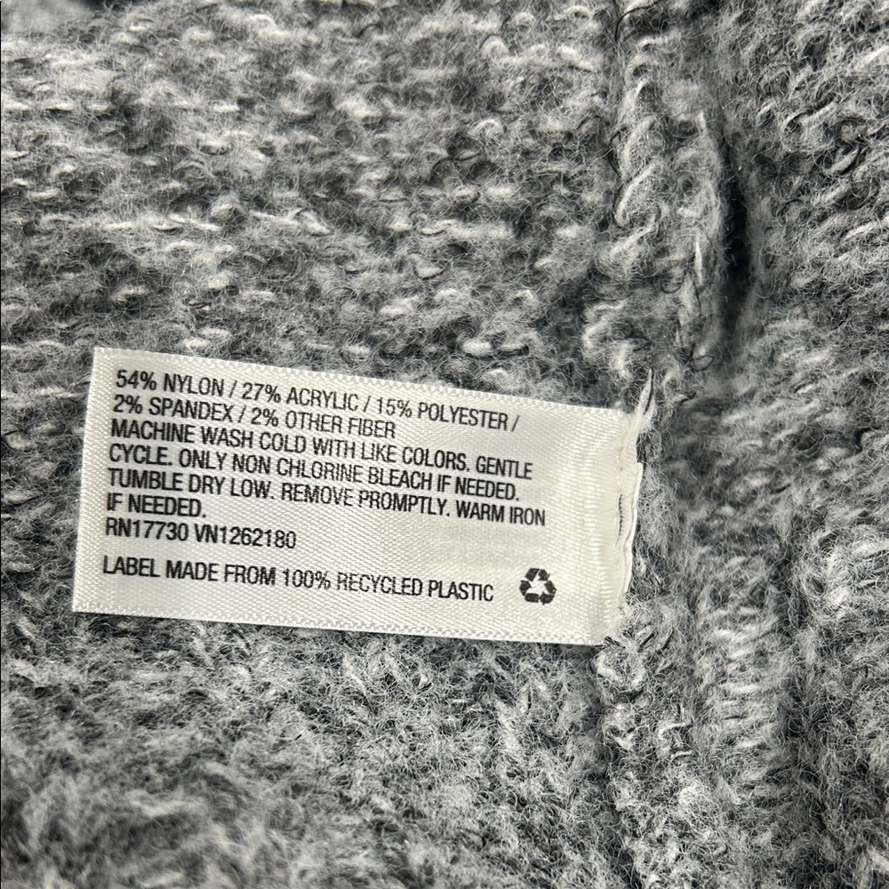 Universal Thread Gray Sweater - image 5